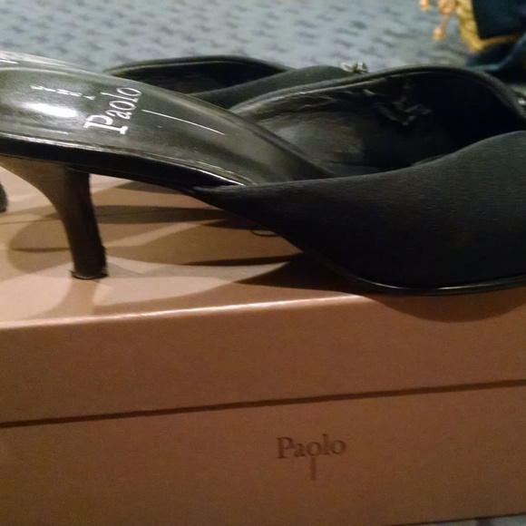 Donated - Paolo Blk Mules Kitten Heels - Picture 2 of 6